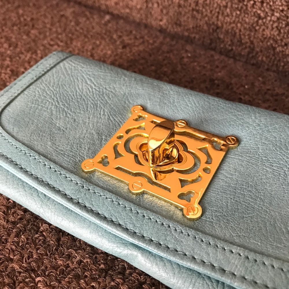 Turquoise Wallet